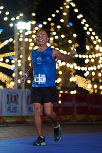 BIB: 1073, 415
                            <button type="button" onclick="openModal(19769717)" class="btn btn-primary btn-sm float-right btn-popup" data-toggle="modal" data-target=".modal-high-quality">
                        <i class="fas fa-shopping-cart"></i> Add to Cart
                    </button>
                                            <button type="button" onclick="isThisMe(19769717, true)" class="btn btn-success btn-sm float-right btn-popup btn-isme hidden" data-toggle="tooltip" data-placement="bottom" title="นี่คือรูปของคุณใช่ไหม คลิกที่นี่เพื่อเอาเข้าอัลบั้ม">
                        <i class="fas fa-plus"></i> Add to album
                    </button>
                    <button type="button" onclick="isThisMe(19769717, false)" class="btn btn-warning btn-sm float-right btn-popup btn-isnotme hidden">
                        <i class="fas fa-ban"></i> Remove from album
                    </button>